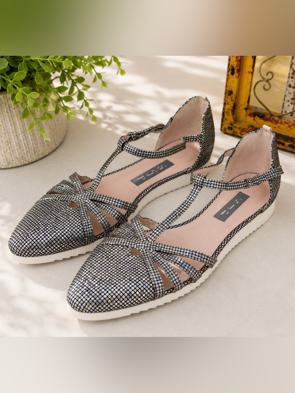 SJP by Sarah Jessica Parker Glitter Crystal D’Orsay Flats US 11 Made in Italy